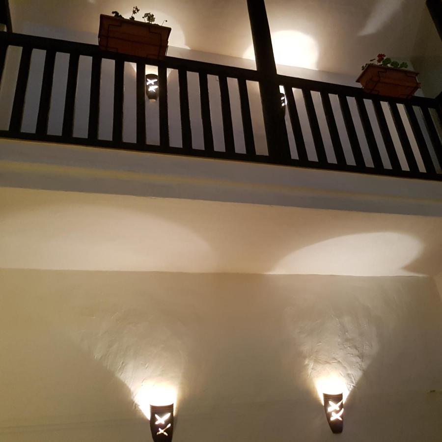 Casa Los Tres Aires เอลโรซิโอ ภายนอก รูปภาพ